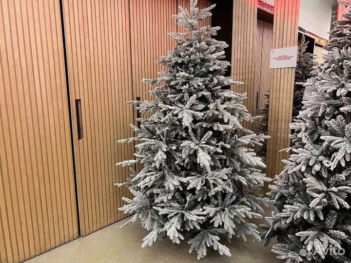 Елка искусственная