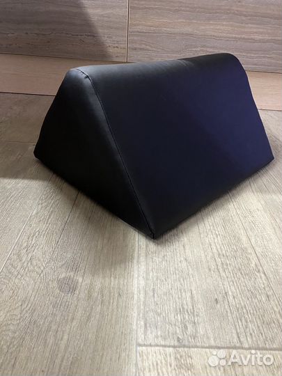 Подушка под колени