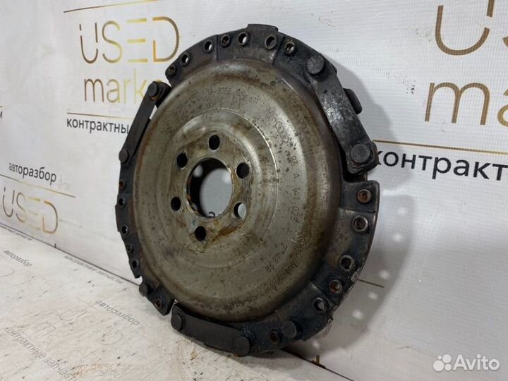 Корзина сцепления Volkswagen Golf 4 1.6 AKL