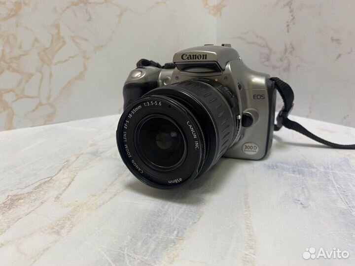 Зеркальный Фотоаппарат Canon EOS 300D Body
