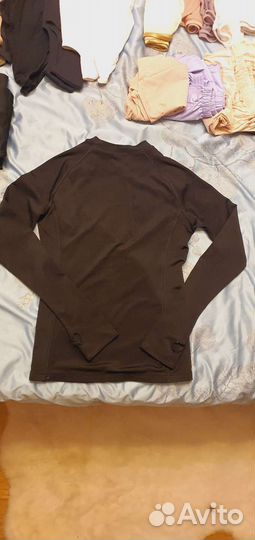 Рашгард женский спортивный