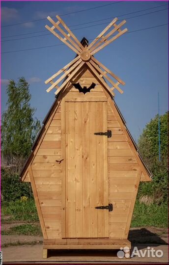 Дачный туалет деревянный HME560