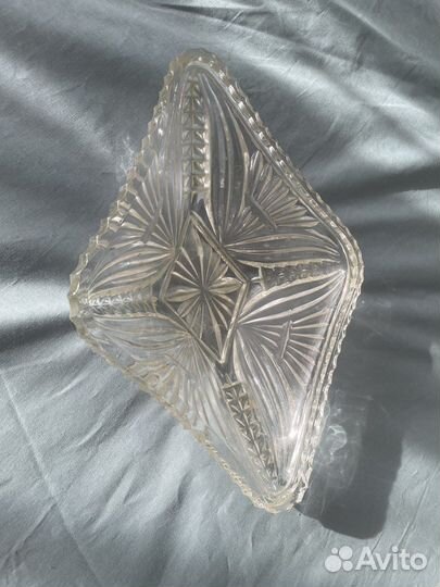 Хрустальная ваза