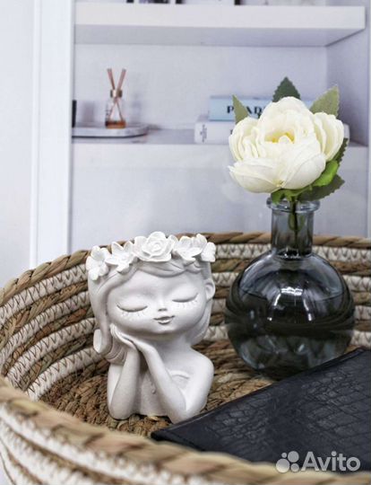 Девочка весна