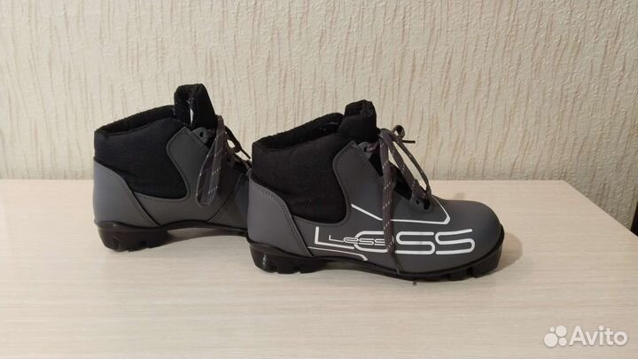 Лыжные ботинки 35 размер из Weider спорт