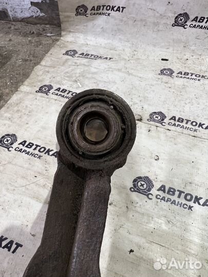 Рычаг передний левый Nissan Primera P11