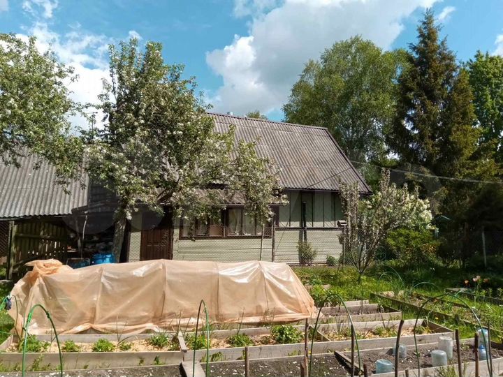 Дом 54 м² на участке 9 сот.