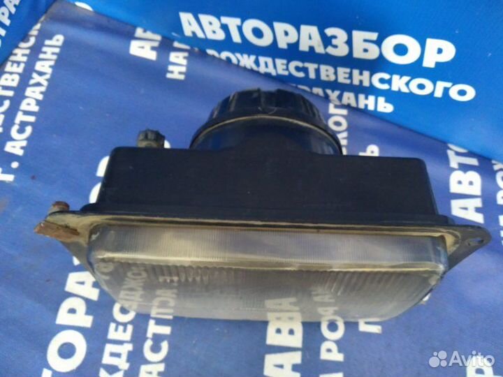 Правая фара. передняя правая Маз 54329 грузовой