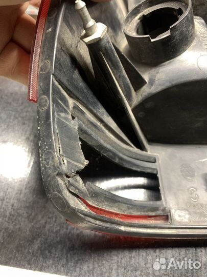 Фонарь правый задний MR416092 Mitsubishi Pajero