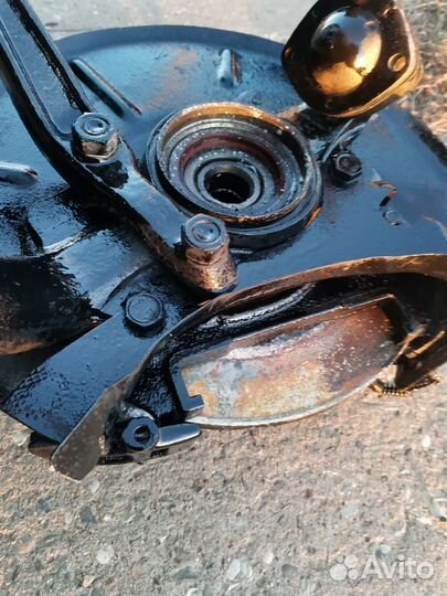 Поворотный кулак в сборе