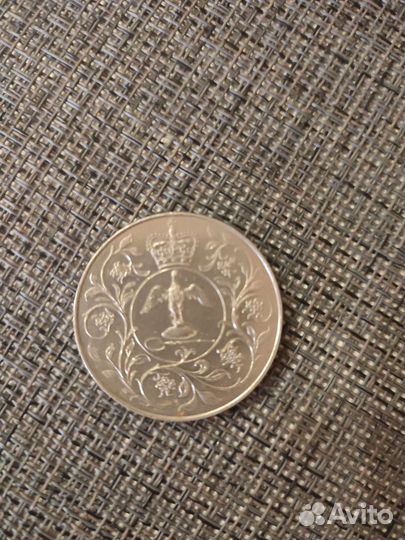 Монета Елизавета 2 - 1977г