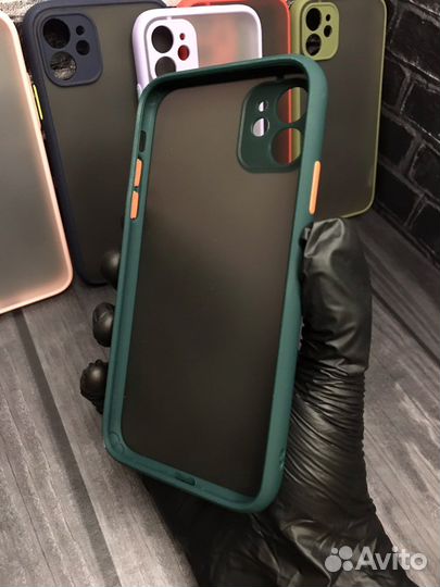 Чехол на iPhone