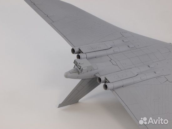 Сборная модель самолета Great Wall L1002