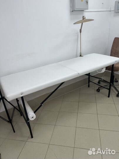 Кушетки, лампа, матрас, стол