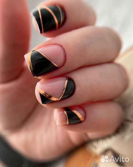 Маникюр и педикюр, брови