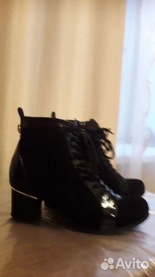 Ботинки осенние