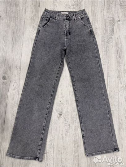 Джинсы 25