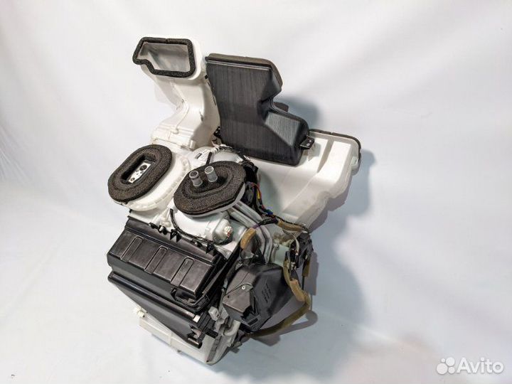 Печка в сборе Nissan Serena C26 MR20 2013