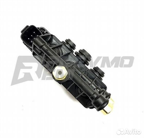 Блок клапанов пневмоподвески Land Rover Discovery