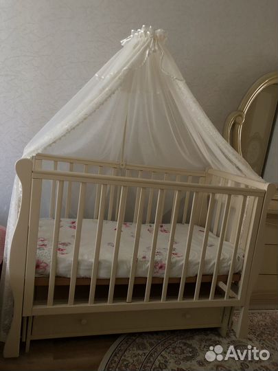 Детская кровать б/у