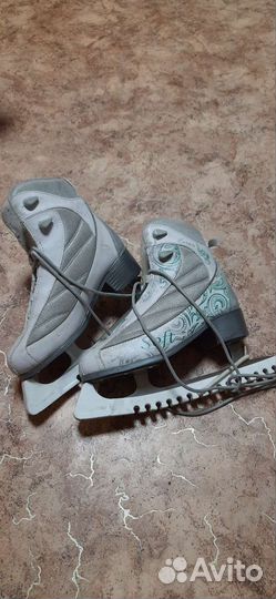 Коньки фигурные женские 38 размер
