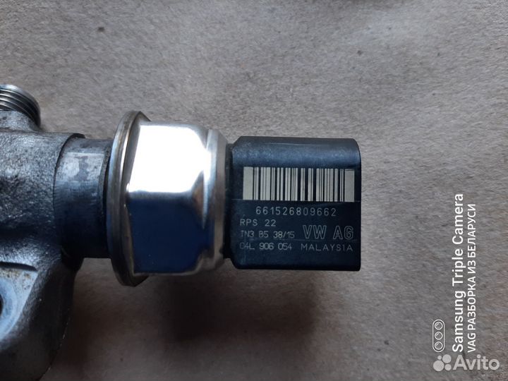 Топливная рампа в сборе 04L089G,D,B. VW, skoda