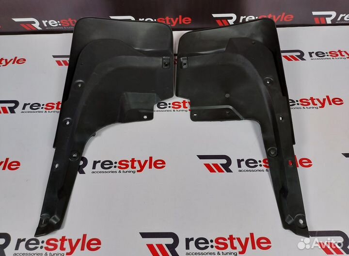 Брызговики Toyota Land Cruiser 200 2м S991