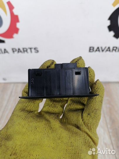 Кнопка багажника Bmw 7 F01 3.0 2010