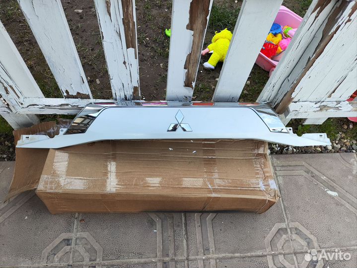 Накладка багажника задняя Mitsubishi Outlander 3