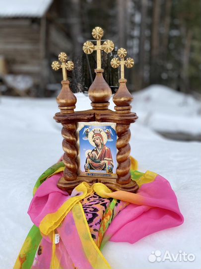 Икона в резном окладе ручная работа