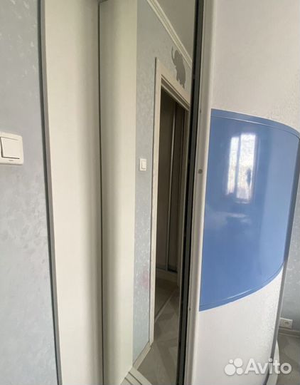 Радиусный угловой шкаф купе на заказ