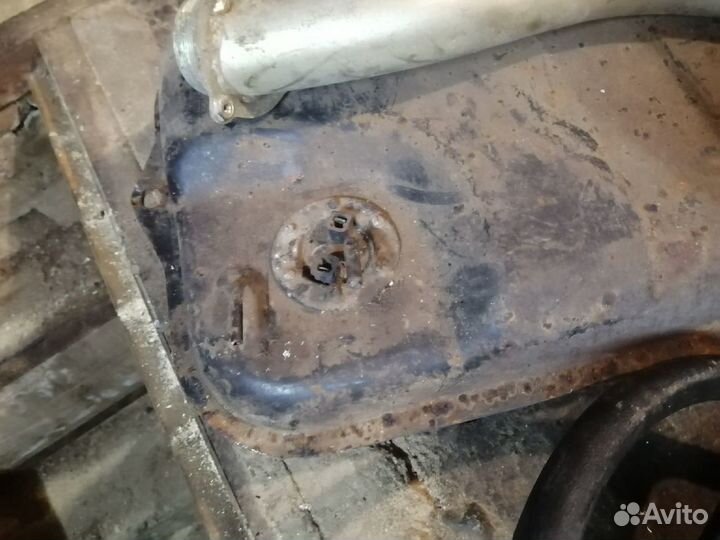 Продаю запчасти для автомобиля заз 1105 таврия