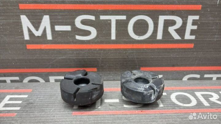 Подушка радиатора Audi A8 4E/D3 BPK 2005