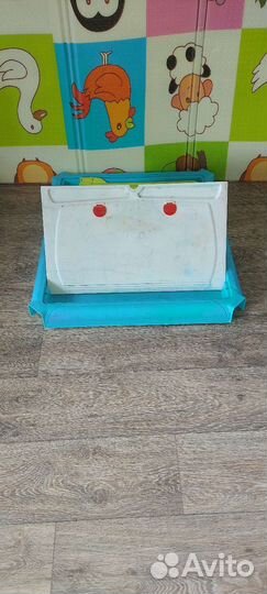 Детский столик и стульчик