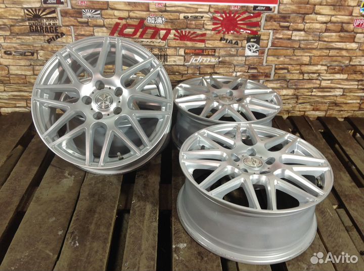 R17 5*114.3 badx D.O.S. из Японии