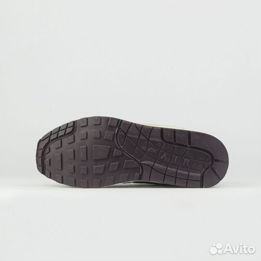 Кроссовки Nike Air Max 1