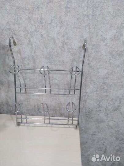 Навесная подставка под стаканы