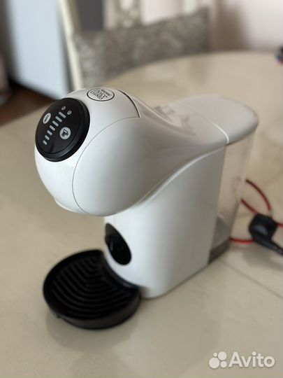 Кофеварка Nescafe dolce gusto
