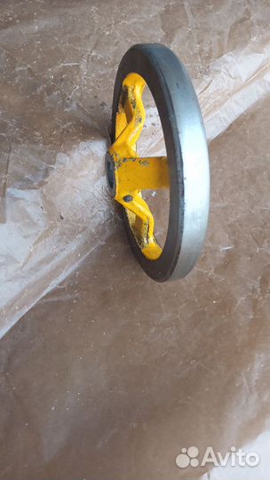 Маховик(штурвал) 1к62(д) фартука. Оригинал