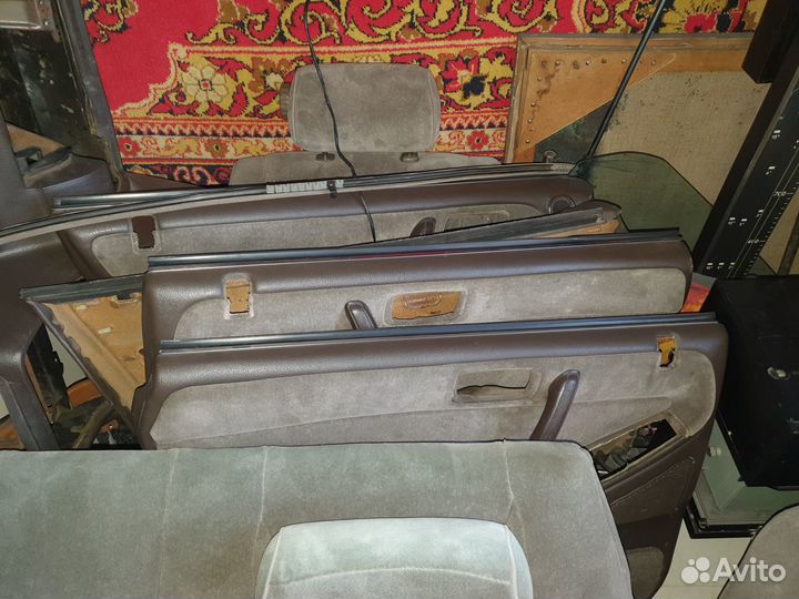 Сиденья Crown GS131