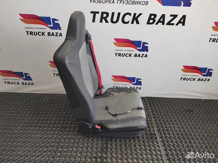 7482702272 Сиденье водительское пневматическое