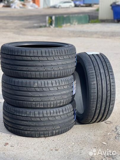 Sailun Atrezzo ZSR 225/40 R18 и 255/35 R18 92Y