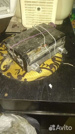 Автомагнитола clarion