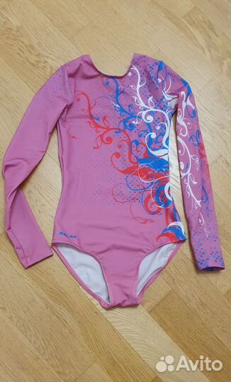 Купальник гимнастический, скакалка в подарок