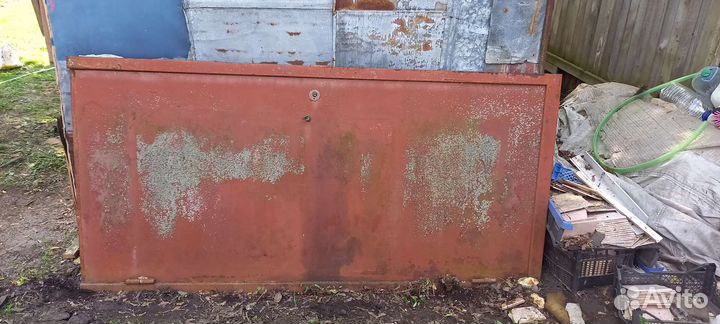 Металлическая дверь бу