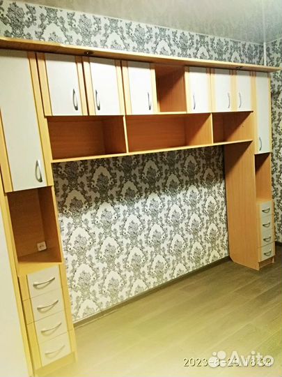 Мебельная стенка стенка со столом