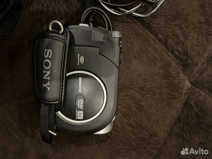 Видеокамера sony handycam