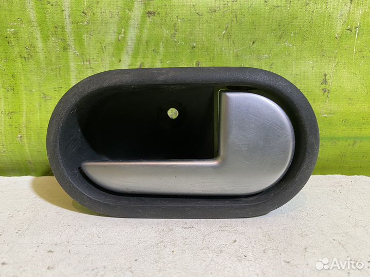 Ручка двери внутренняя правая Ford Fusion