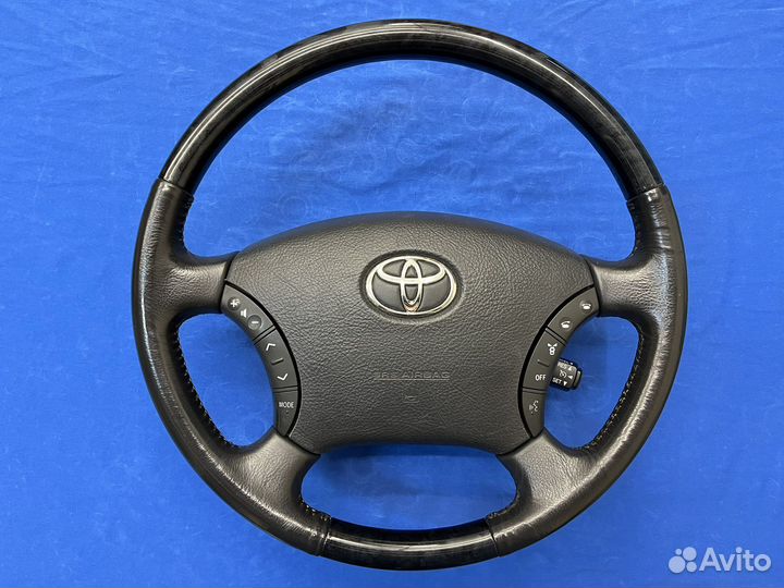 Оригинальный руль с косточкой Toyota Prado 120