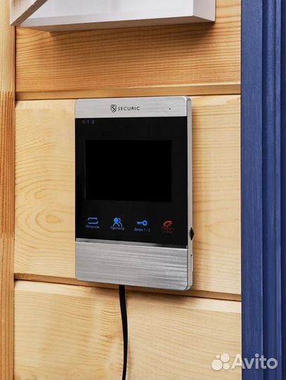Видеодомофон новый